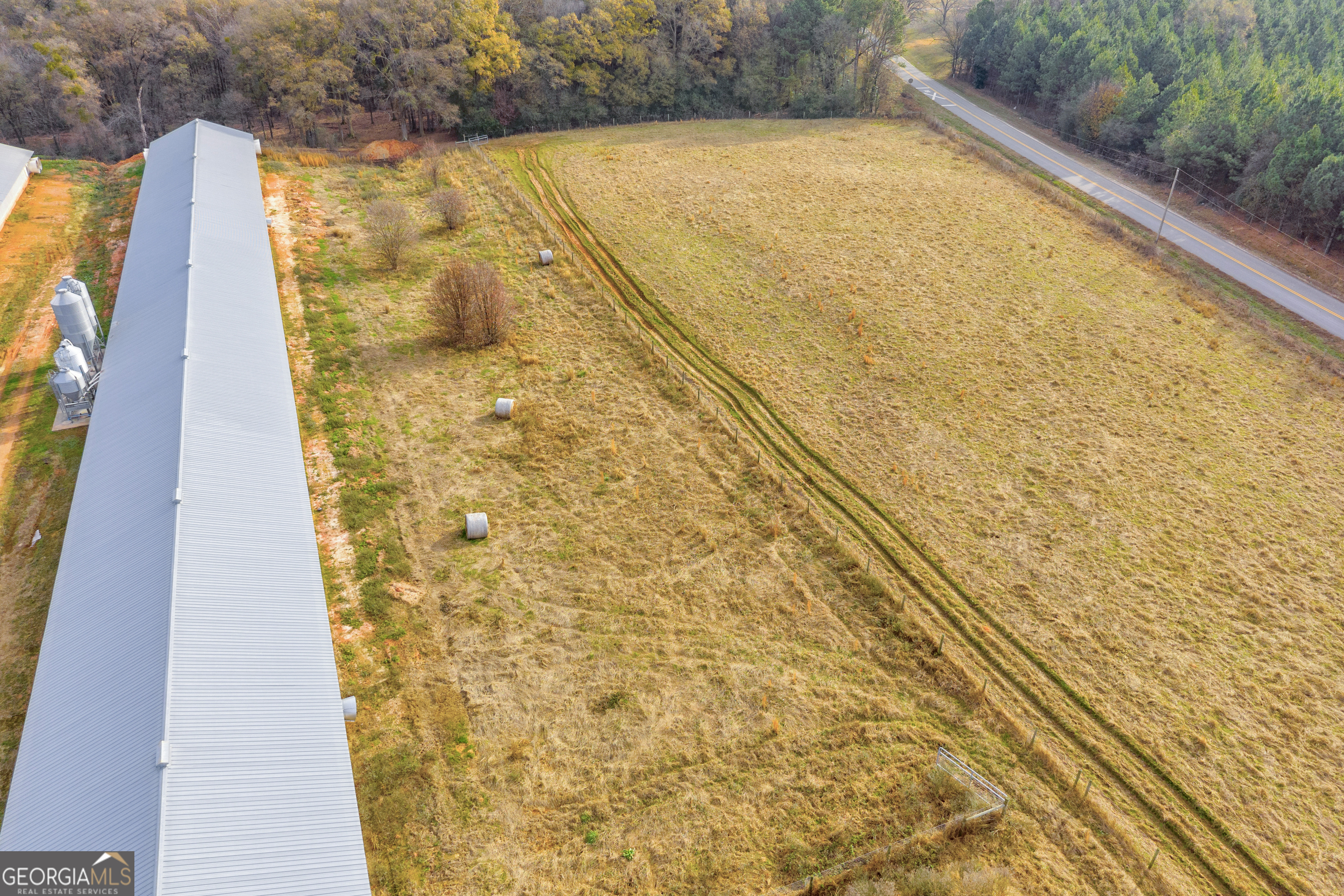 1350 Bakers Road Royston, GA 30662 - Photo 8 of 35 a view of bathroom