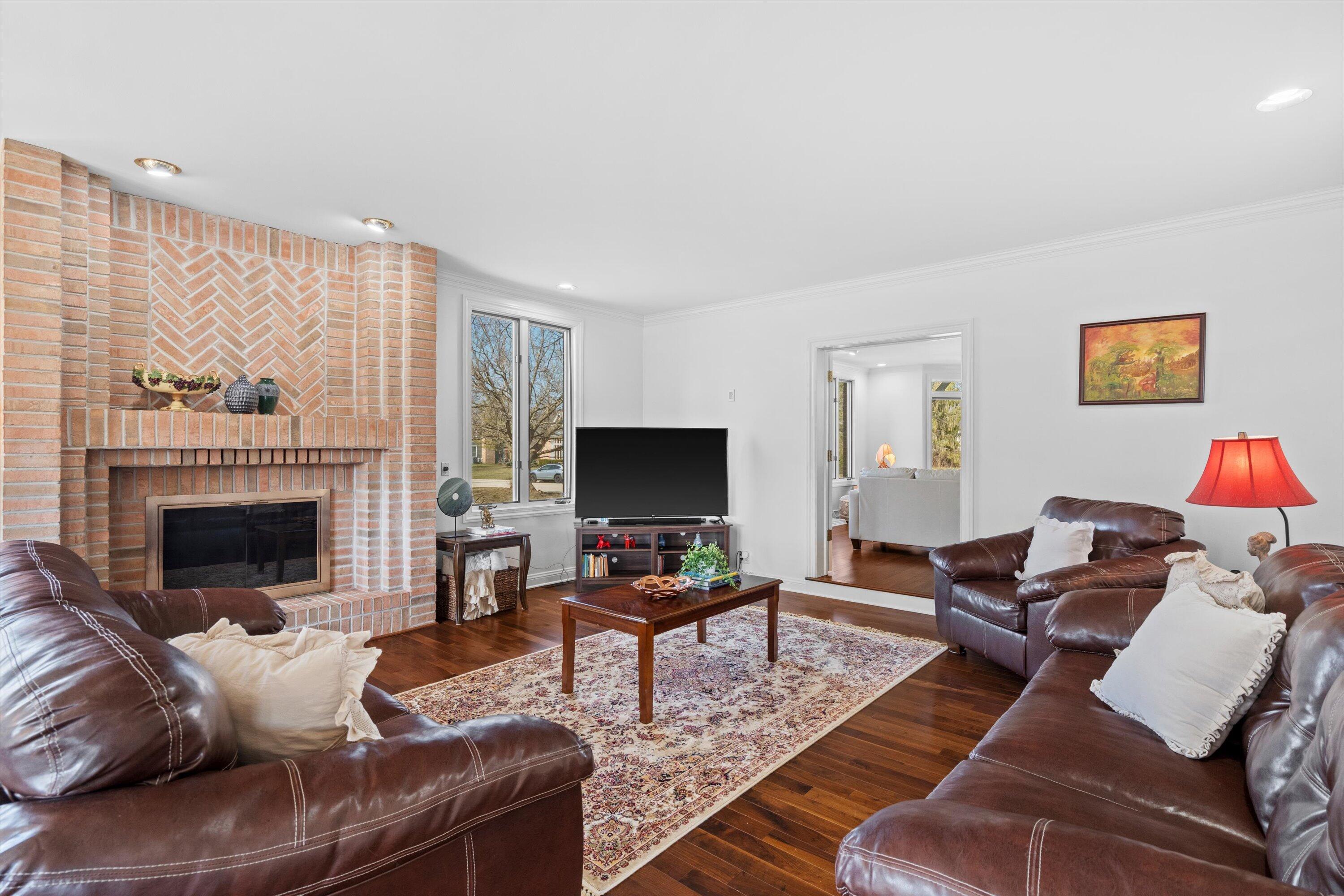 130 Lamplighter Lane Wind Point, WI 53402 - Photo 12 of 53 59-DSC05601