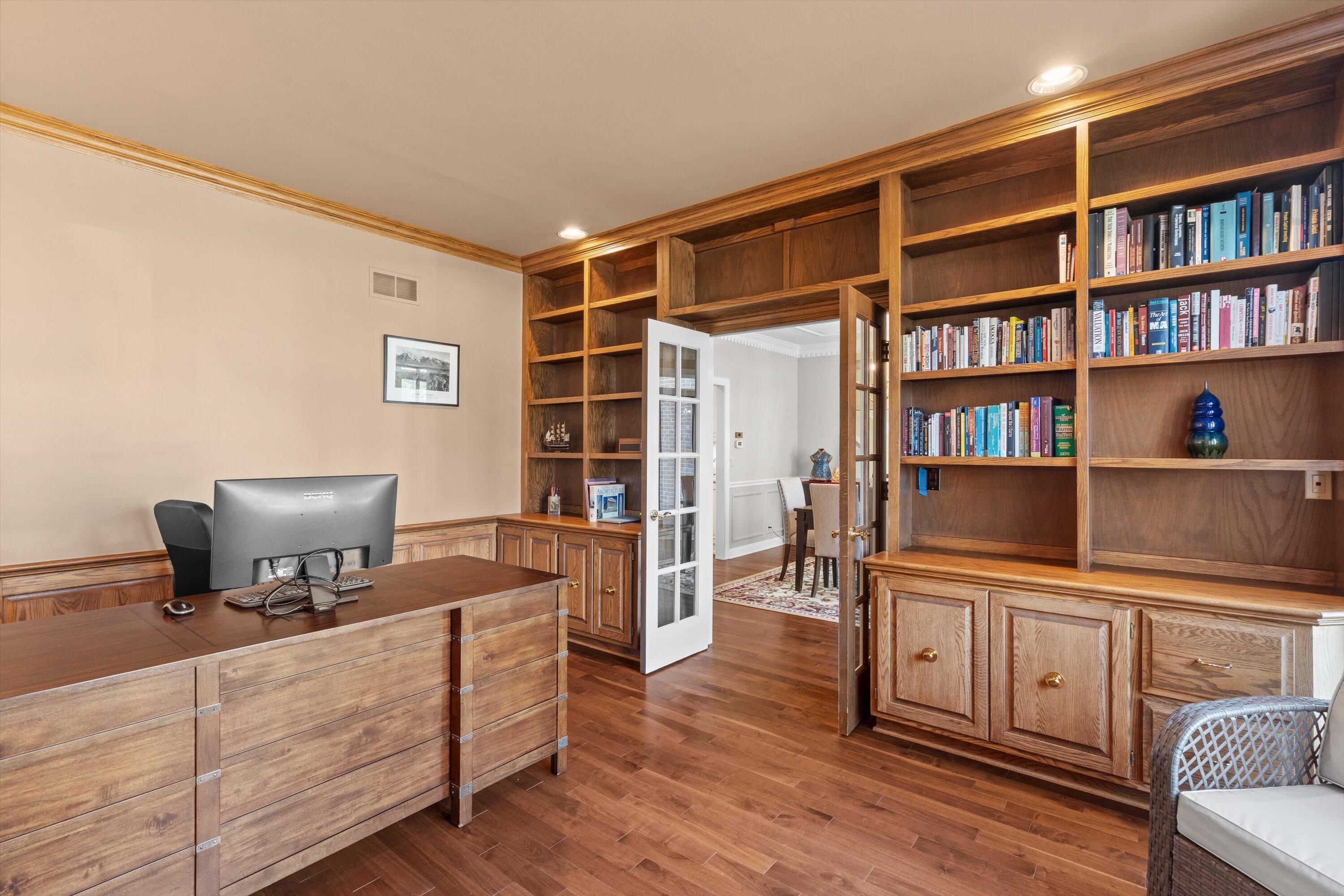 130 Lamplighter Lane Wind Point, WI 53402 - Photo 20 of 53 55-DSC05580