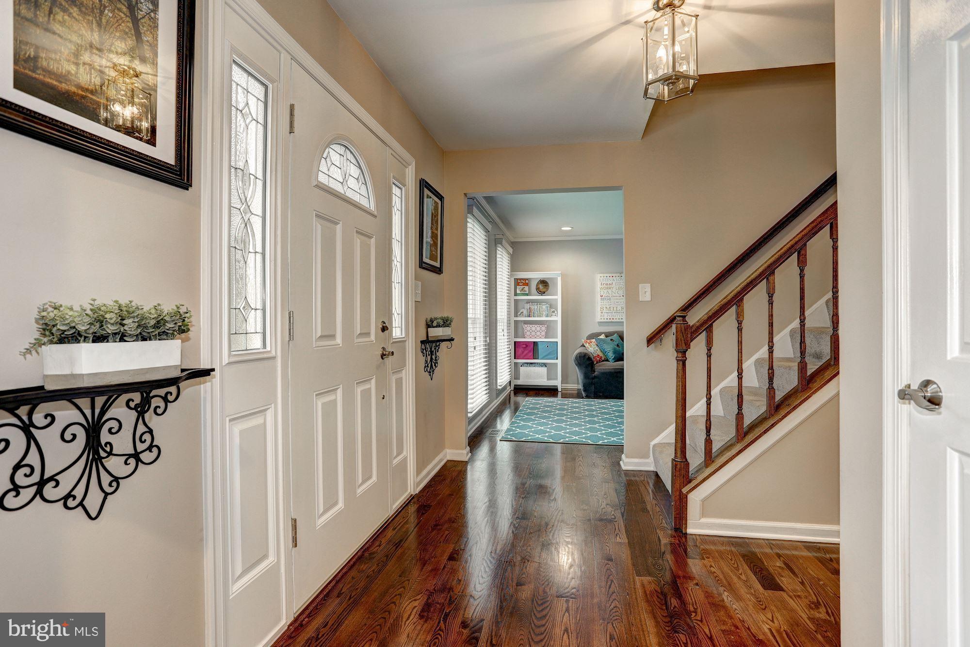 7263 Kindler Road Columbia, MD 21046 - Photo 2 of 47 Foyer