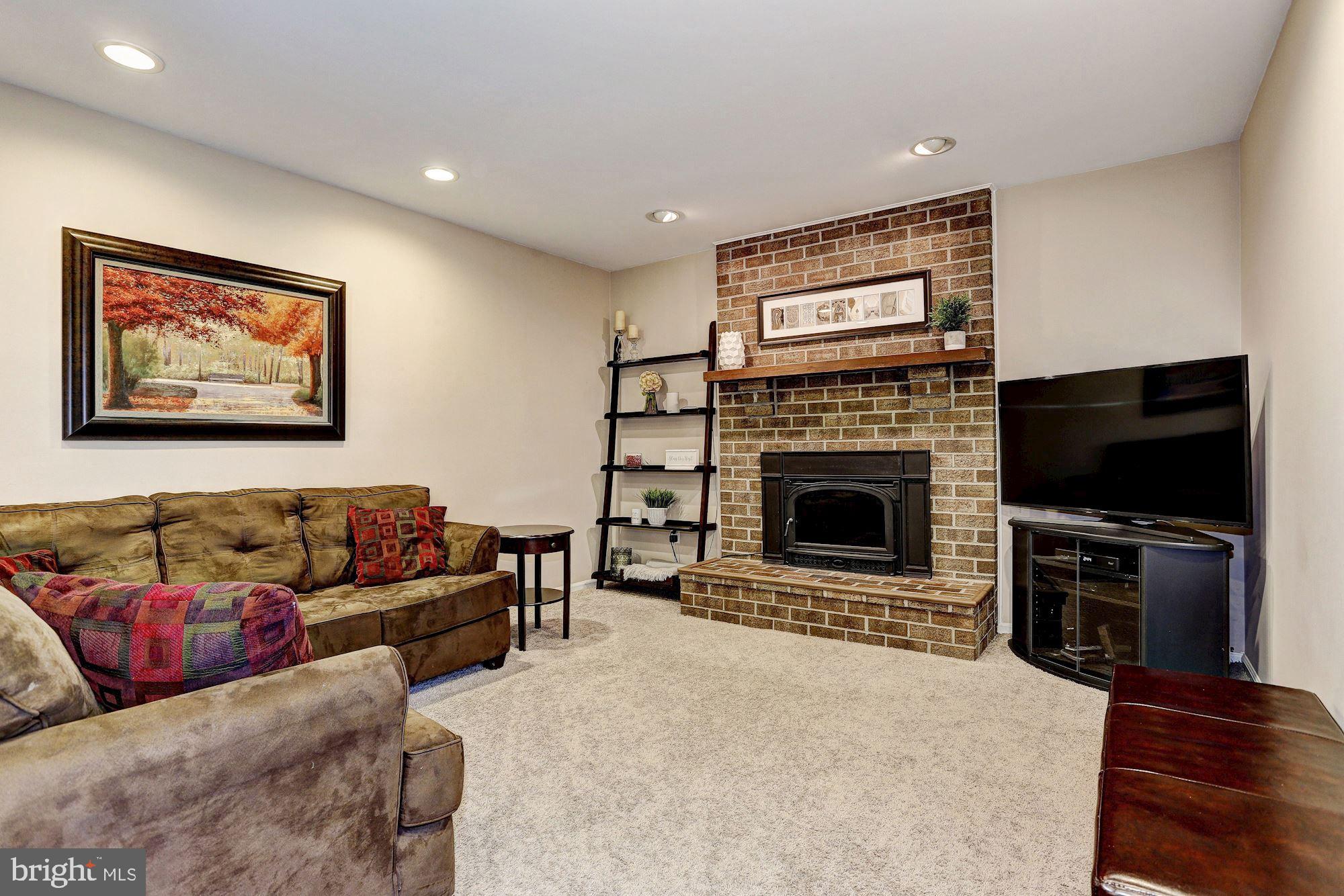 7263 Kindler Road Columbia, MD 21046 - Photo 17 of 47 Family Room