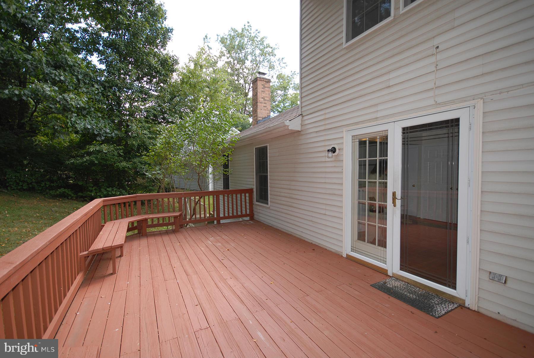 11436 Tanbark Drive Reston, VA 20191 - Photo 15 of 19 Exterior (General)