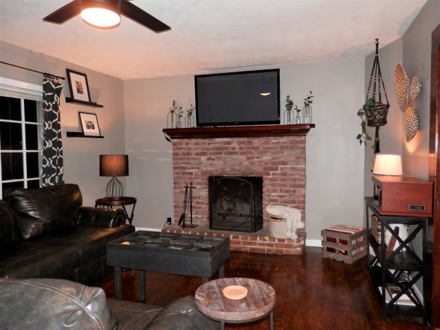 320 North 30th Street Herrin, IL 62948 - Photo 11 of 30