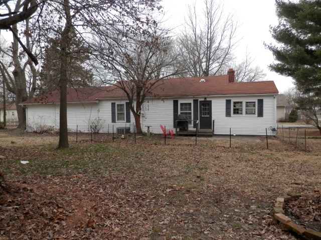 320 North 30th Street Herrin, IL 62948 - Photo 6 of 30