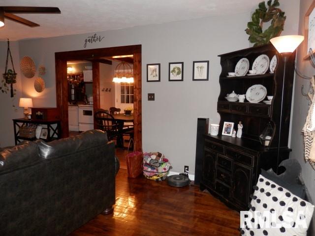 320 North 30th Street Herrin, IL 62948 - Photo 9 of 30