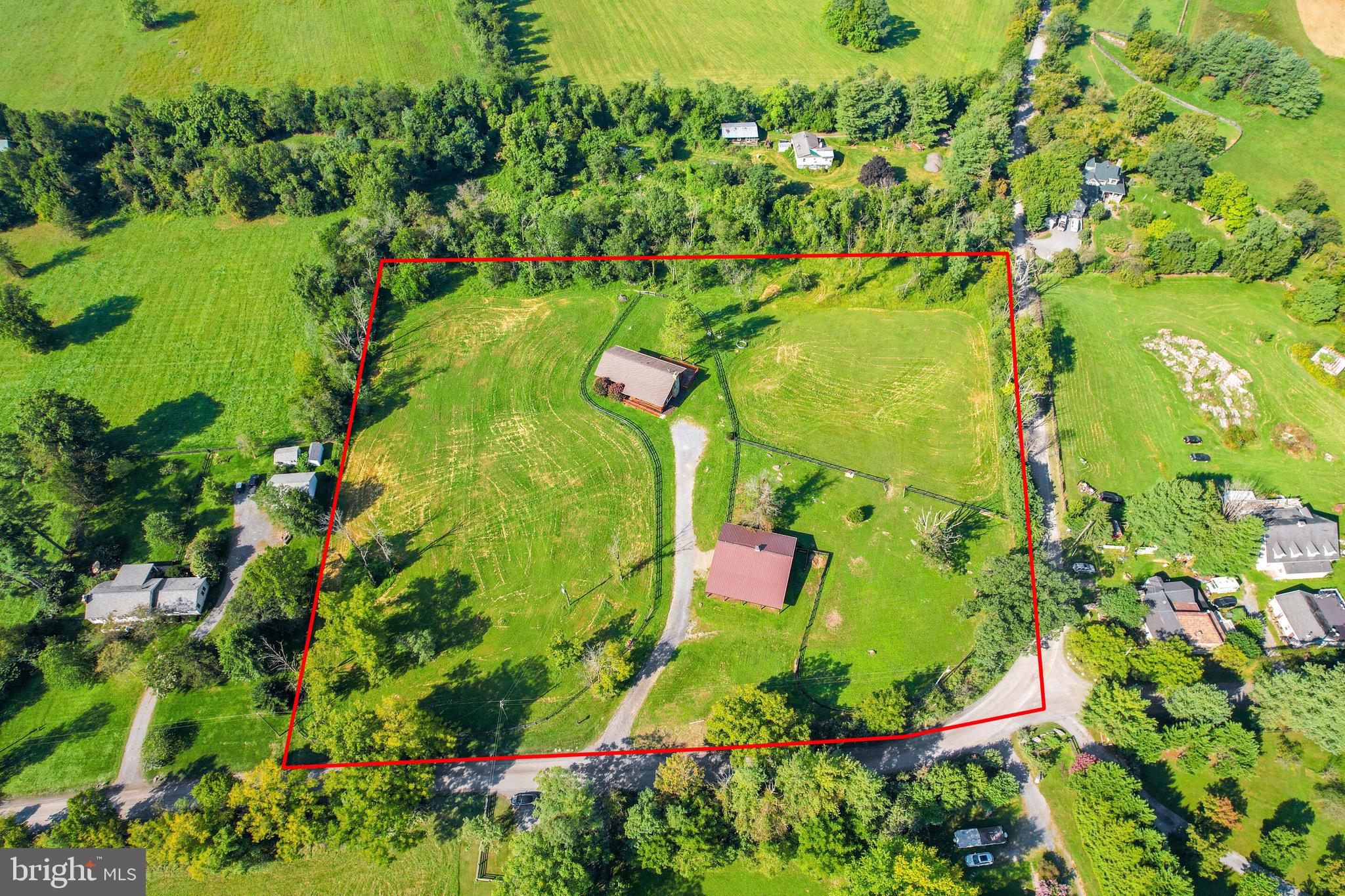 35075 Bloomfield Road Round Hill, VA 20141 - Photo 3 of 63 Turnkey horse farm with house, barn & paddocks