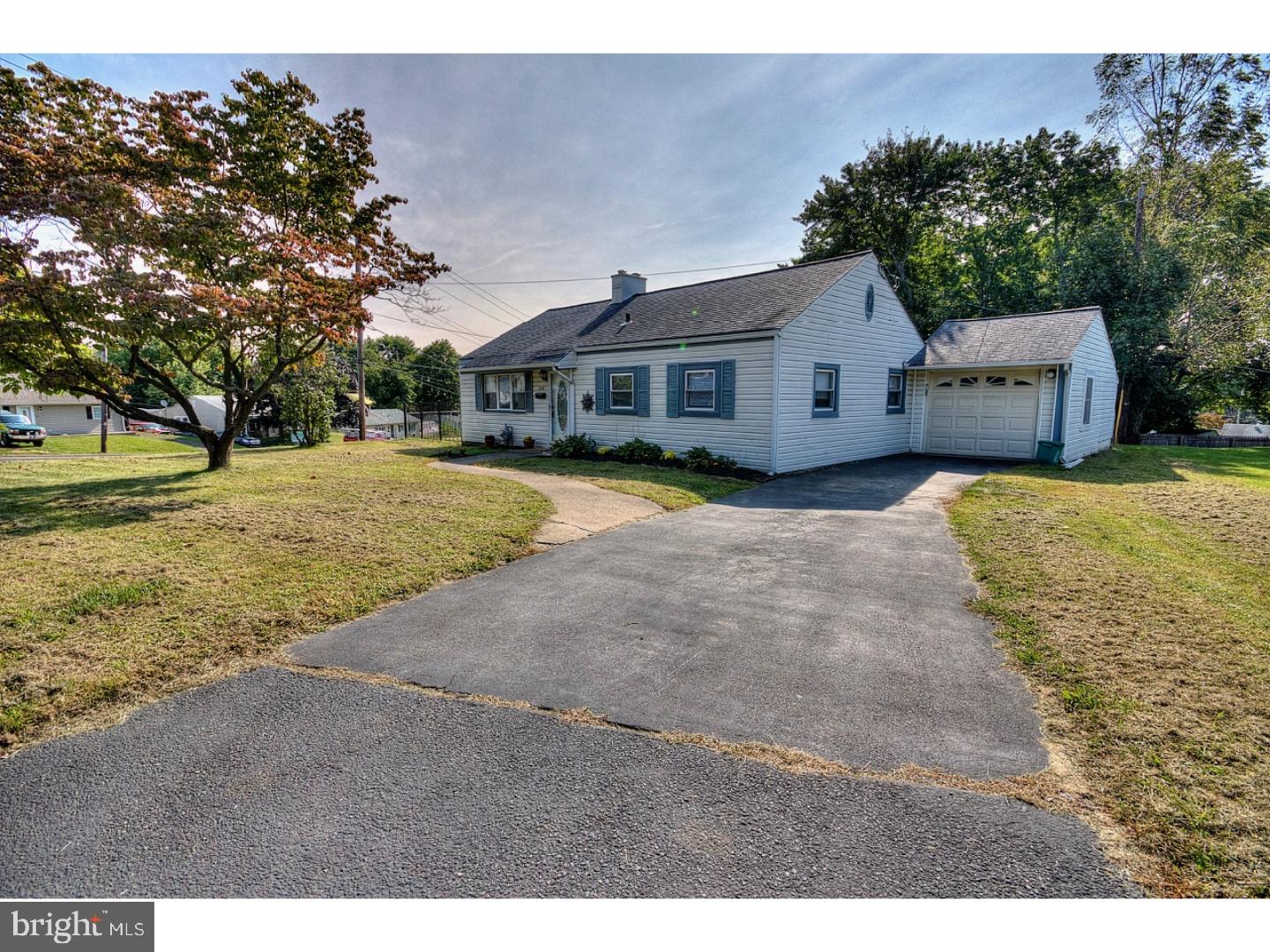 244 Devon Road Fairless Hills, PA 19030 - Photo 1 of 9 Gallery Image 1