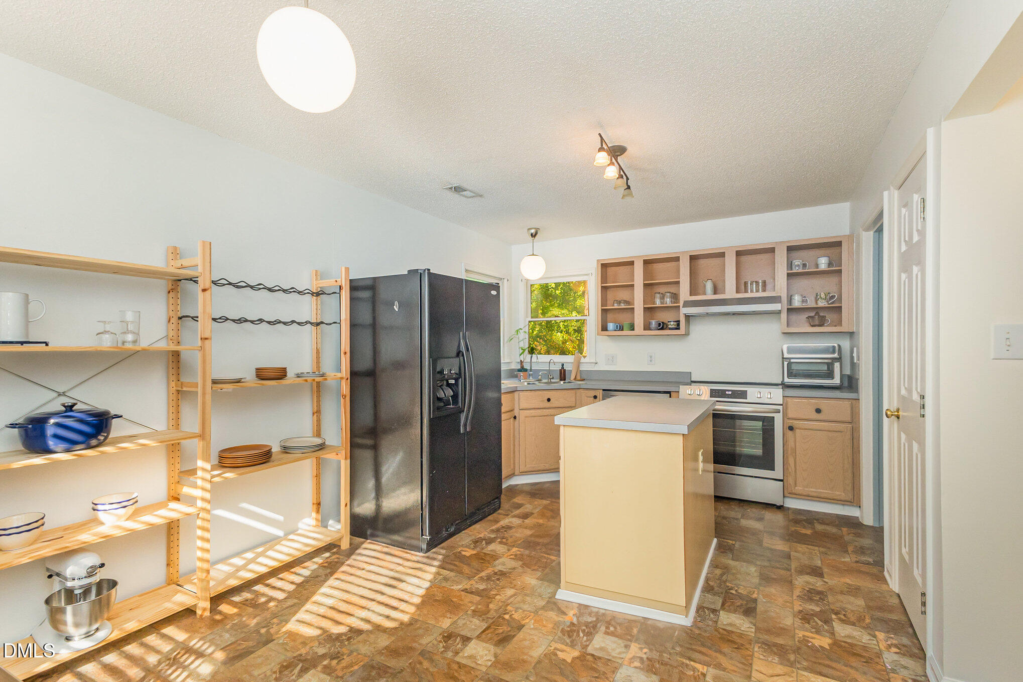 104 Forestchase Court Raleigh, NC 27603 - Photo 7 of 20 file_833