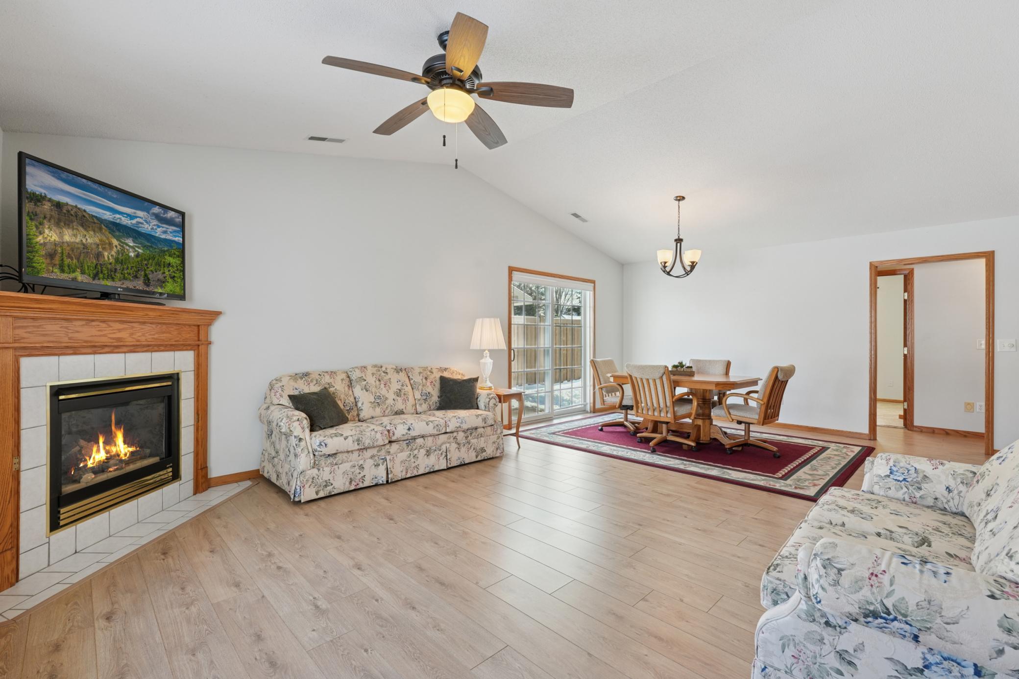 2208 Cattail Way Hudson, WI 54016 - Photo 5 of 24