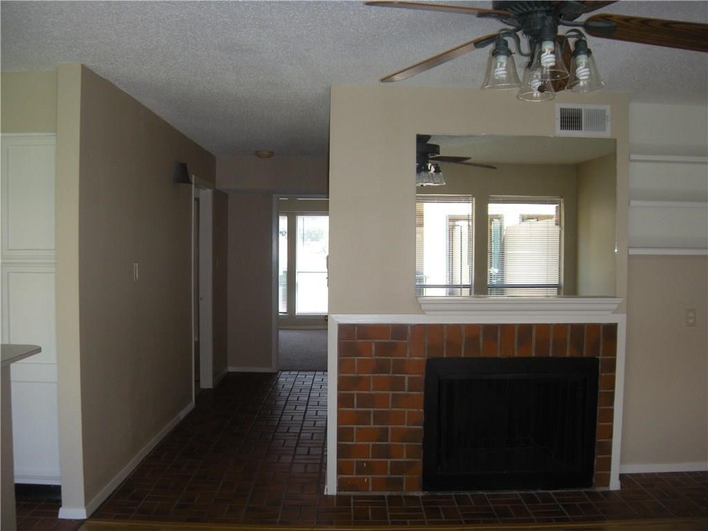 2110 Rio Grande Street, Unit 302 Austin, TX 78705 - Photo 4 of 22 a view of an entryway and livingroom