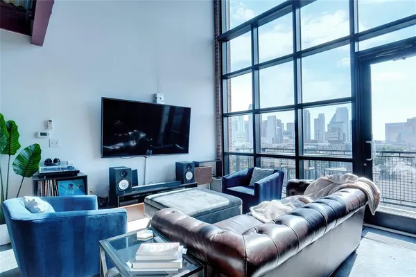 $3,400 | 3110 Thomas Avenue, Unit 739, Dallas, TX 75204