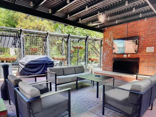 $3,400 | 3110 Thomas Avenue, Unit 739, Dallas, TX 75204