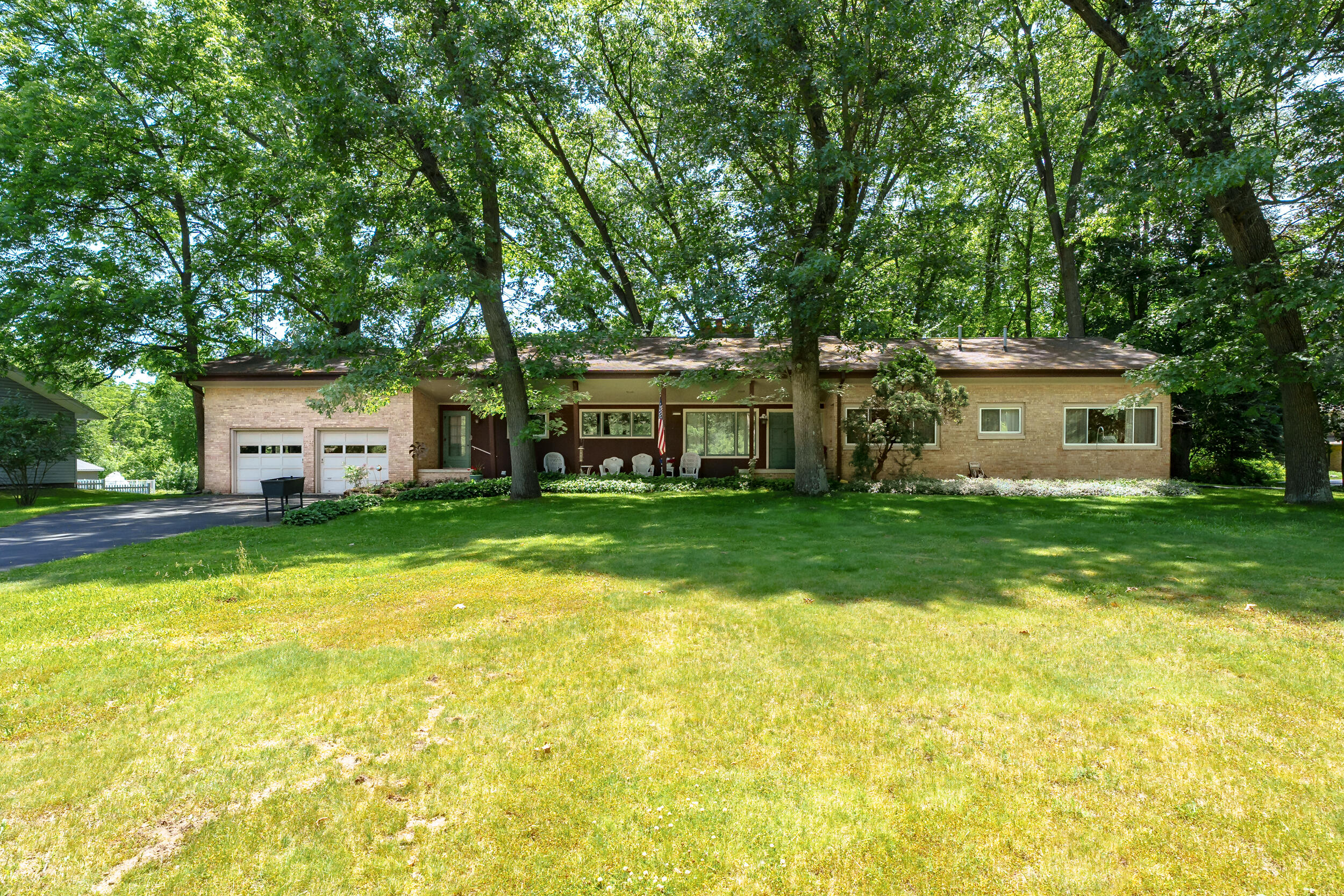21 West Minges Road Battle Creek, MI 49015 - Photo 1 of 40 Minges_Rd_W_21_BattleCreek_49015-1