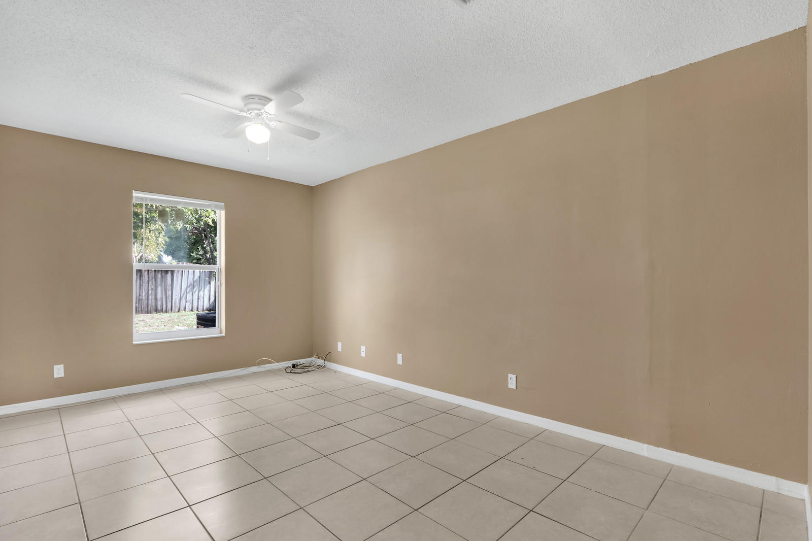 2520 R J Hendley Avenue Riviera Beach, FL 33404 - Photo 12 of 26 15_Image_15_of_26_mls