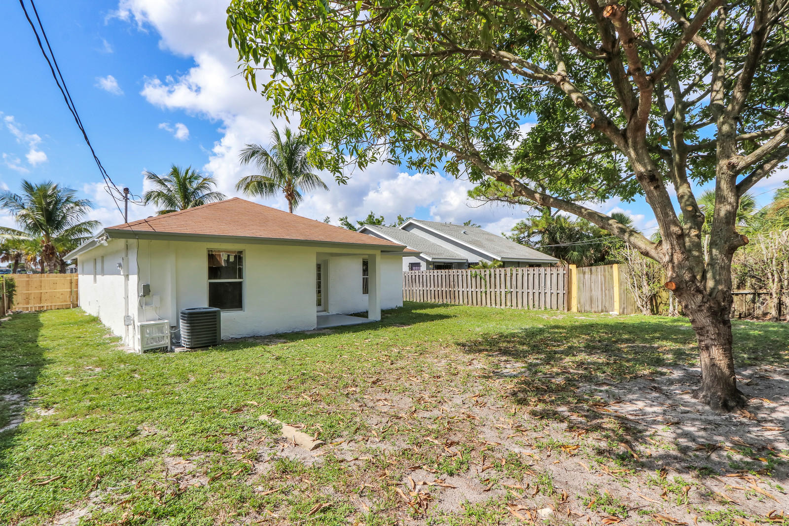 2520 R J Hendley Avenue Riviera Beach, FL 33404 - Photo 22 of 26 25_Image_25_of_26_mls