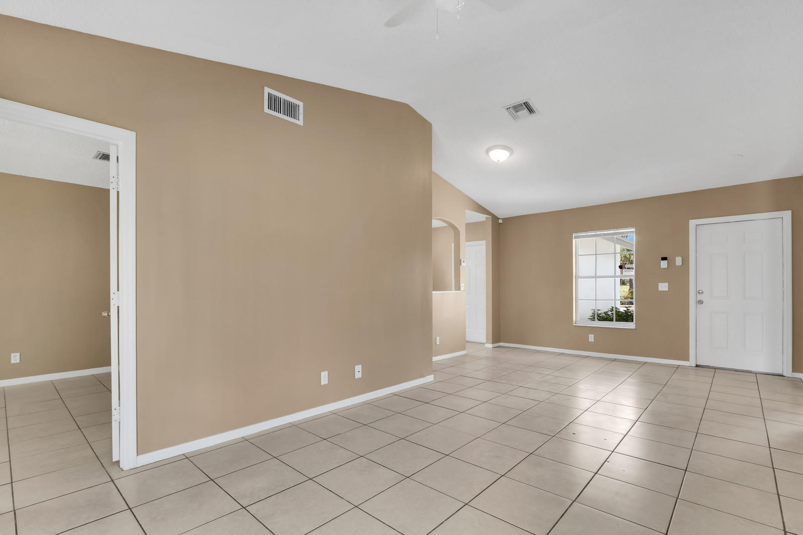 2520 R J Hendley Avenue Riviera Beach, FL 33404 - Photo 9 of 26 08_Image_8_of_26_mls