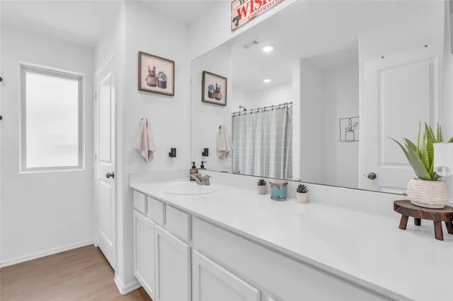 $2,150 | 6308 Astoria Park Lane, Porter, TX 77365