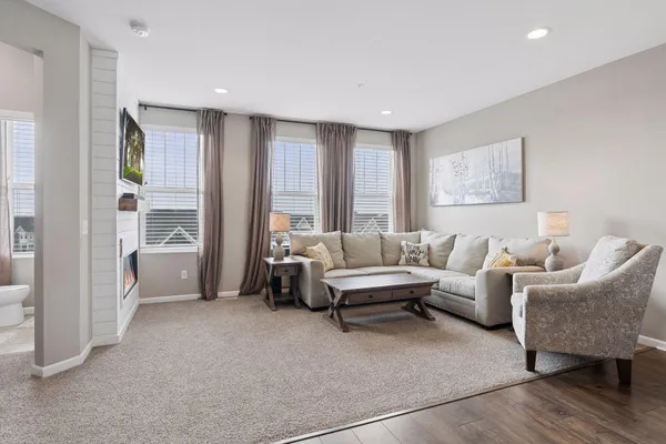 $395,000 | 15452 Eames Way, Apple Valley, MN 55124