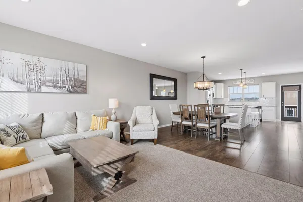 $395,000 | 15452 Eames Way, Apple Valley, MN 55124