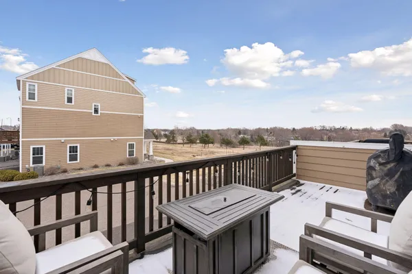 $395,000 | 15452 Eames Way, Apple Valley, MN 55124