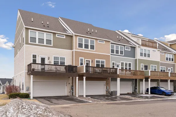 $395,000 | 15452 Eames Way, Apple Valley, MN 55124