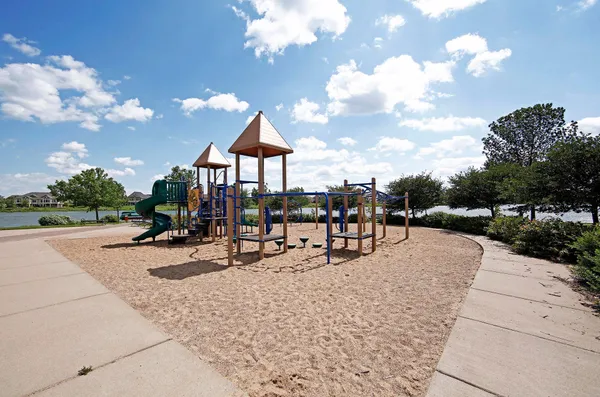 $395,000 | 15452 Eames Way, Apple Valley, MN 55124
