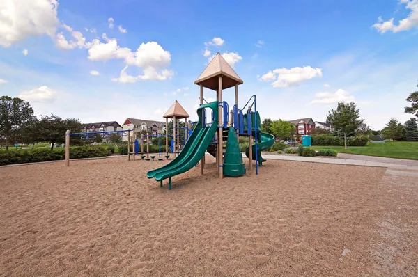 $395,000 | 15452 Eames Way, Apple Valley, MN 55124