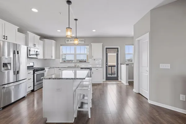 $395,000 | 15452 Eames Way, Apple Valley, MN 55124