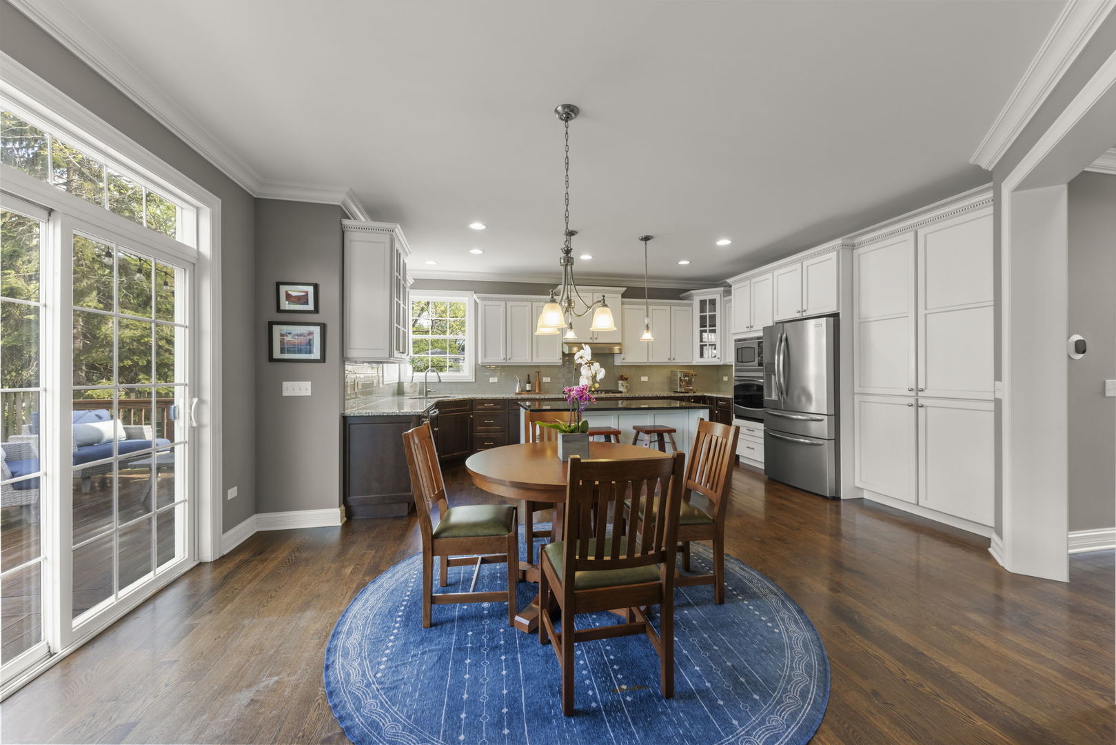 1711 Driving Park Road Wheaton, IL 60187 - Photo 7 of 41