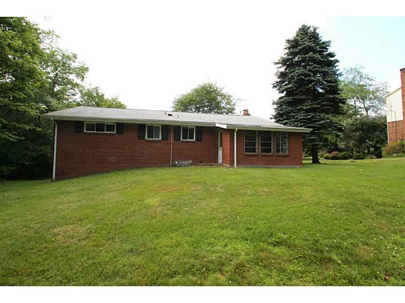 5530 Gibson Road Gibsonia, PA 15044 - Photo 13 of 14 Exterior Back.