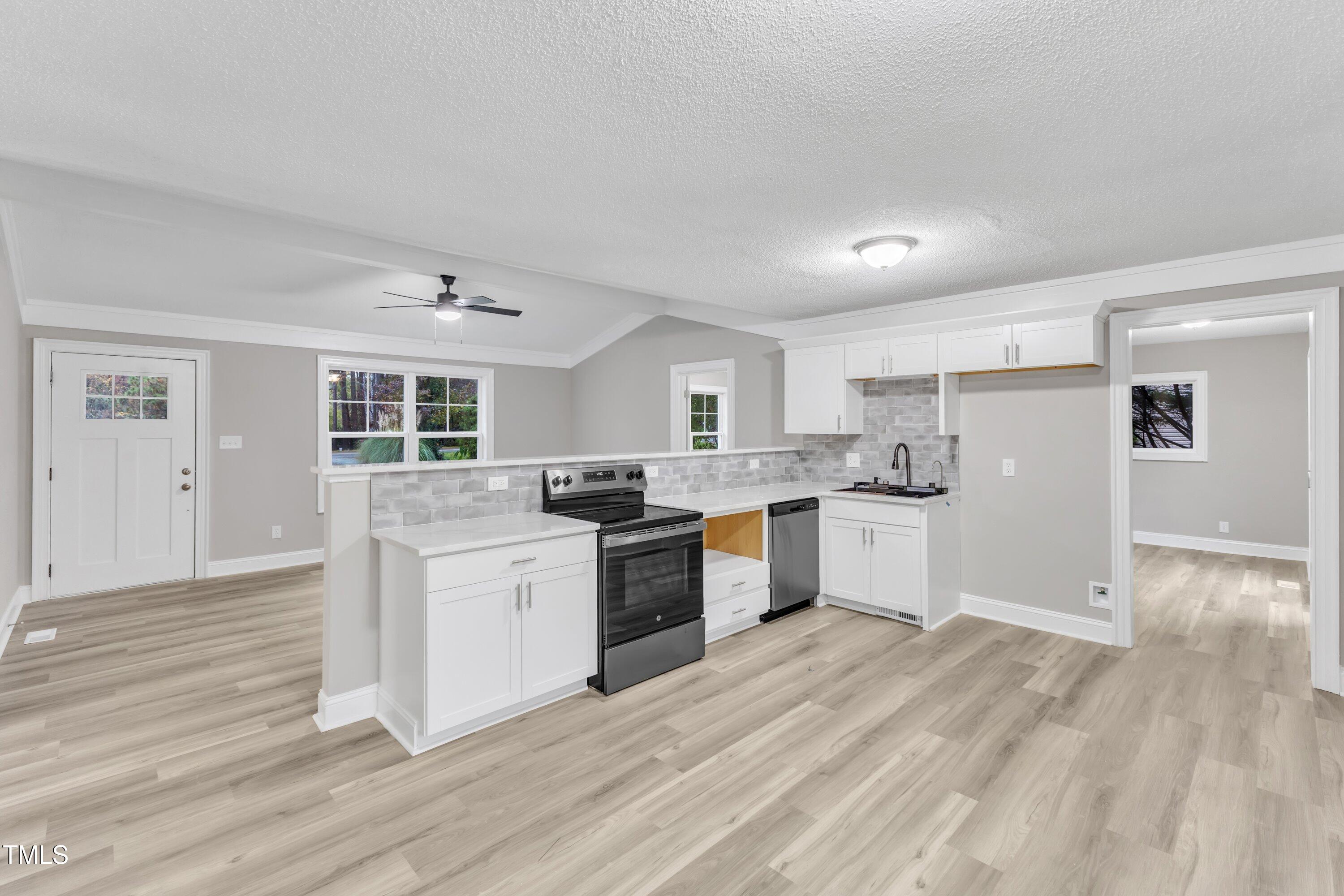 8201 Rhodes Road Apex, NC 27539 - Photo 10 of 35