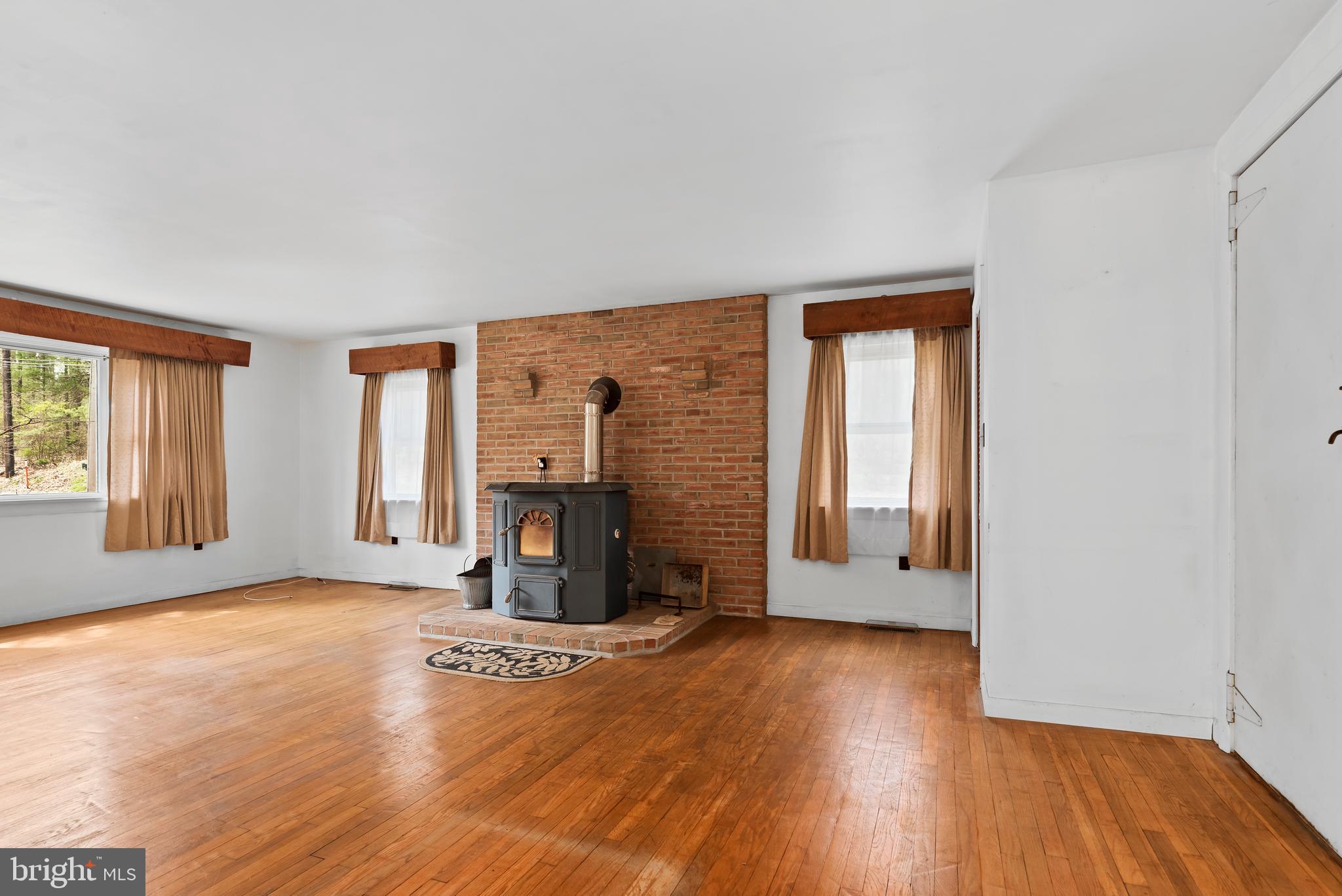 159 Cold Springs Road Carlisle, PA 17015 - Photo 23 of 36 Gallery Image 23