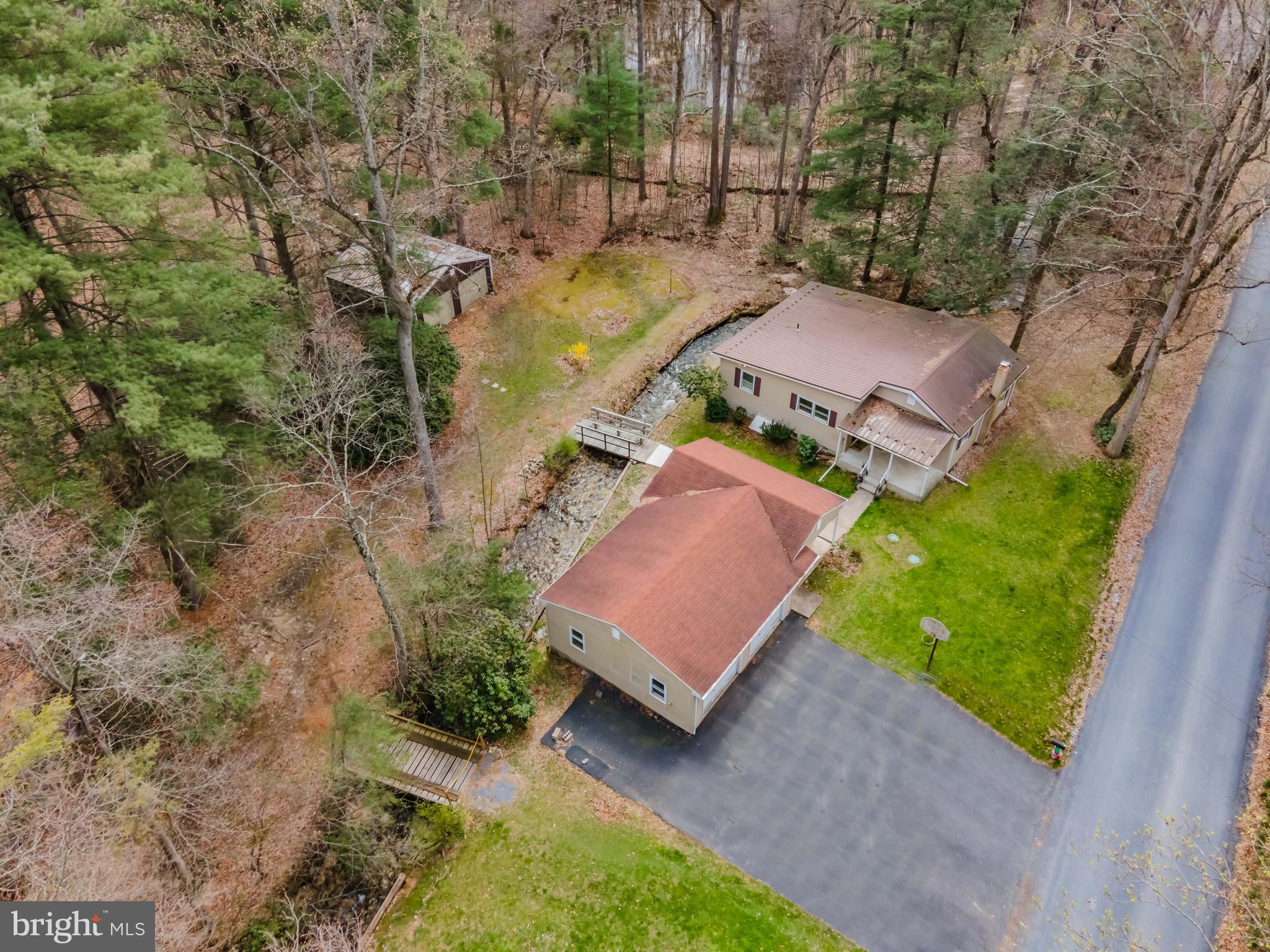 159 Cold Springs Road Carlisle, PA 17015 - Photo 4 of 36 Gallery Image 4