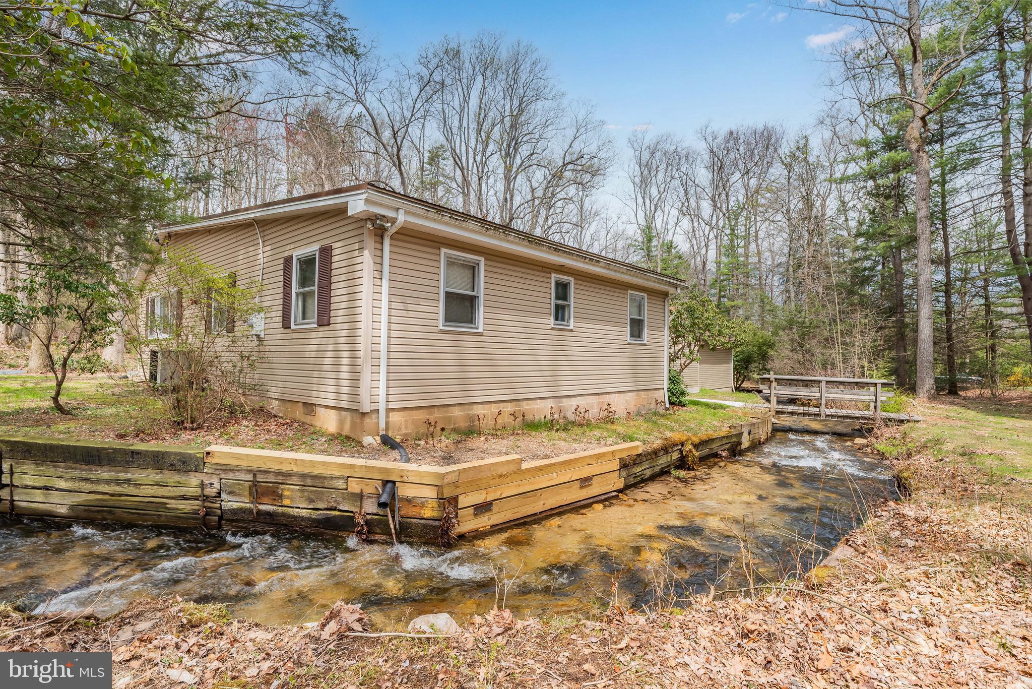159 Cold Springs Road Carlisle, PA 17015 - Photo 8 of 36 Gallery Image 8