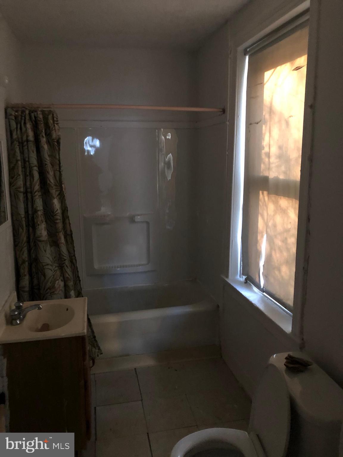 416 Franklin Street Darby, PA 19023 - Photo 10 of 15