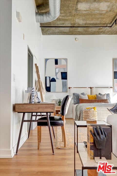 645 West 9th Street, Unit 741 Los Angeles, CA 90015 - Photo 11 of 34