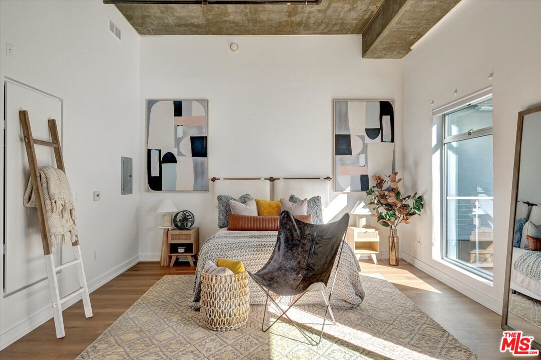 645 West 9th Street, Unit 741 Los Angeles, CA 90015 - Photo 13 of 34