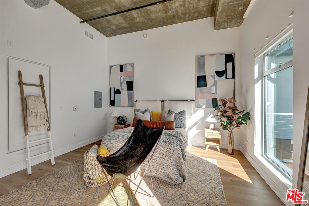 645 West 9th Street, Unit 741 Los Angeles, CA 90015 - Photo 14 of 34