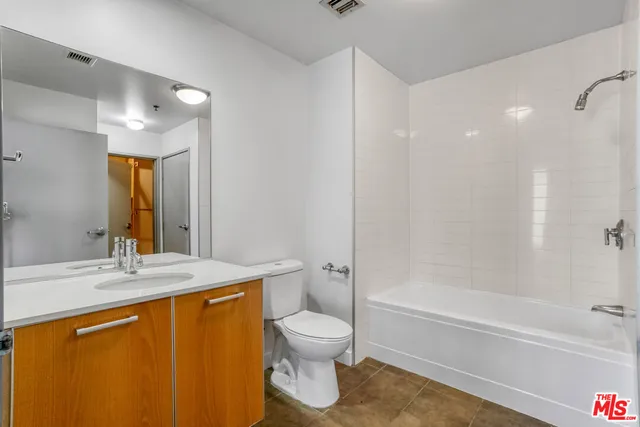 $435,000 | 645 West 9th Street, Unit 741, Los Angeles, CA 90015