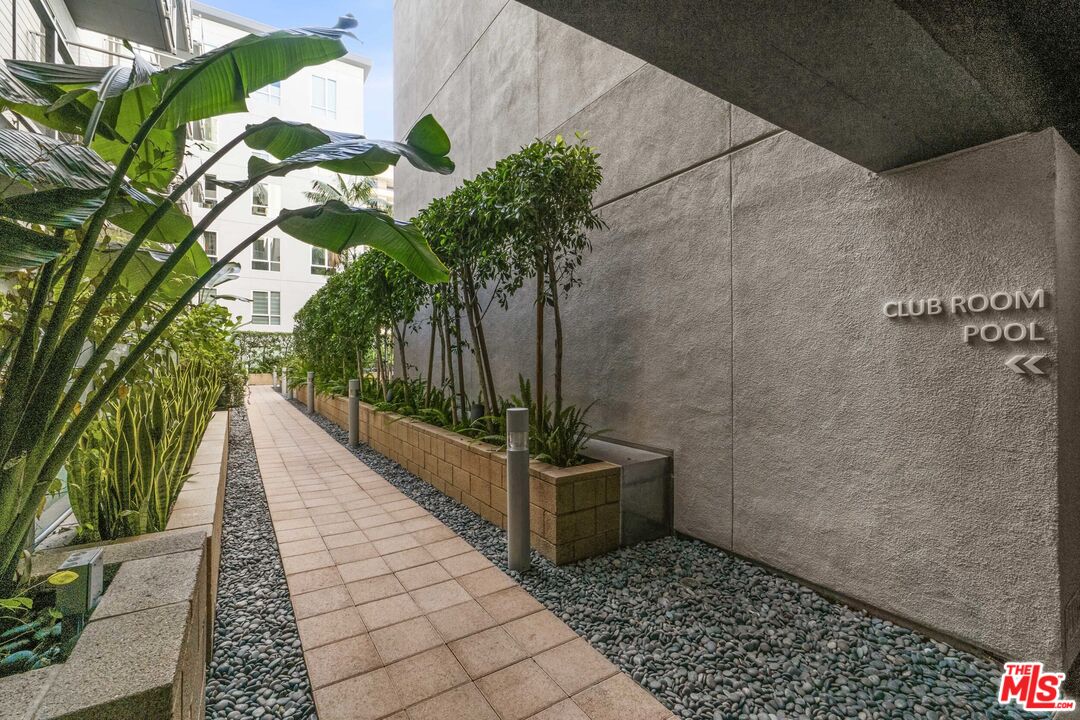 645 West 9th Street, Unit 741 Los Angeles, CA 90015 - Photo 29 of 34