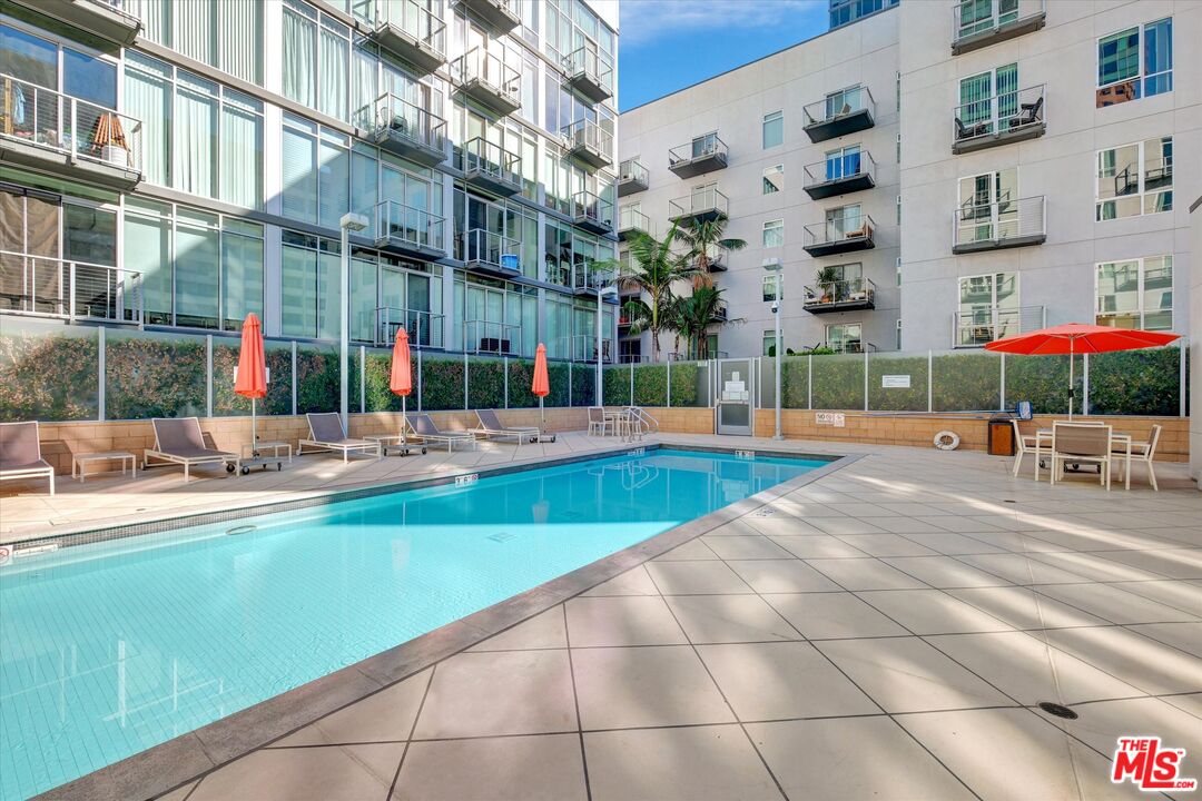645 West 9th Street, Unit 741 Los Angeles, CA 90015 - Photo 33 of 34