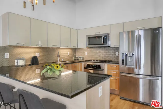 $435,000 | 645 West 9th Street, Unit 741, Los Angeles, CA 90015