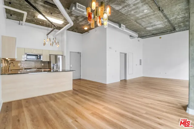 $435,000 | 645 West 9th Street, Unit 741, Los Angeles, CA 90015