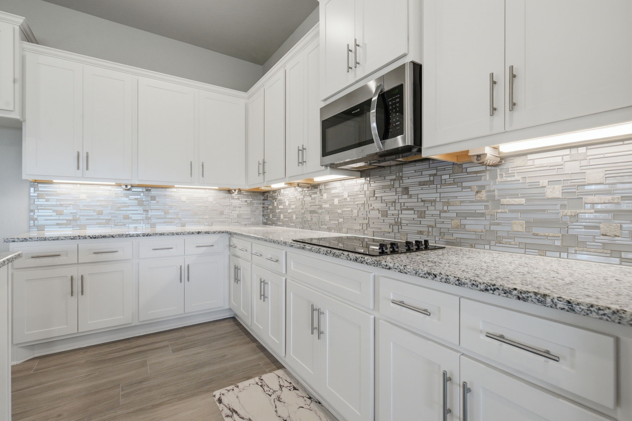 30523 Setterfeld Circle Fair Oaks Ranch, TX 78015 - Photo 10 of 36