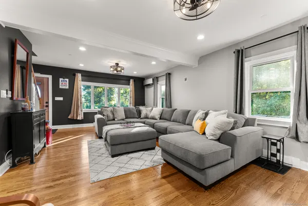 $775,000 | 44 Bantam Lake Heights, Morris, CT 06763