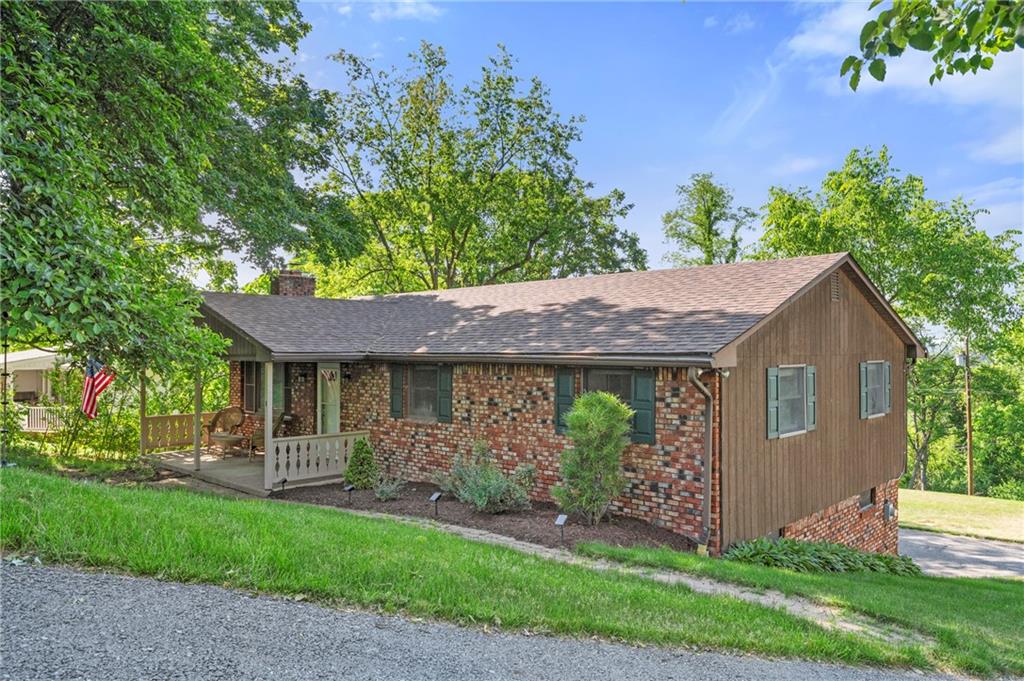 185 Lindley Road Canonsburg, PA 15317 - Photo 1 of 26 Gallery Image 1