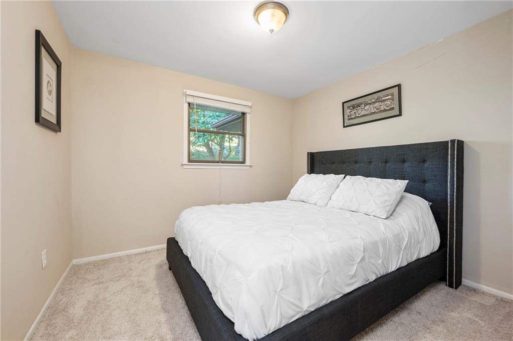 185 Lindley Road Canonsburg, PA 15317 - Photo 13 of 26 Gallery Image 13