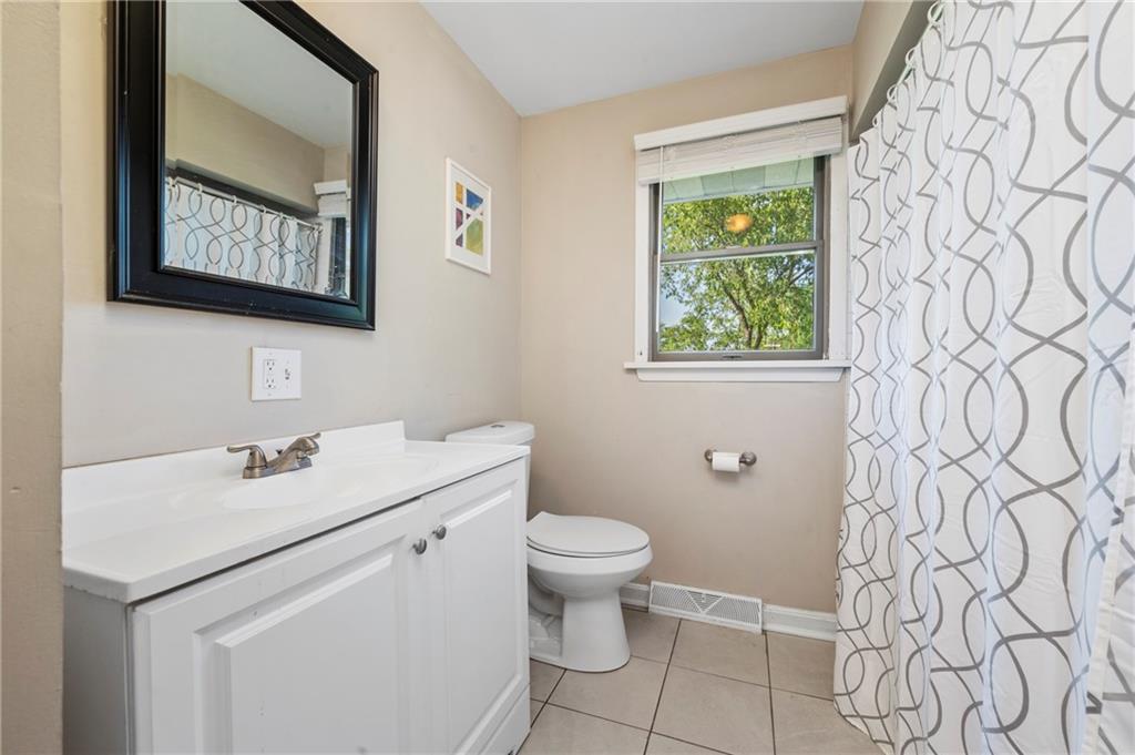 185 Lindley Road Canonsburg, PA 15317 - Photo 19 of 26 Gallery Image 19