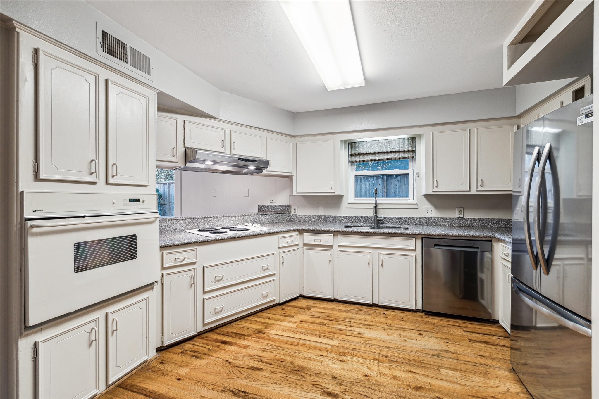 5312 Buffalo Speedway Houston, TX 77005 - Photo 6 of 19