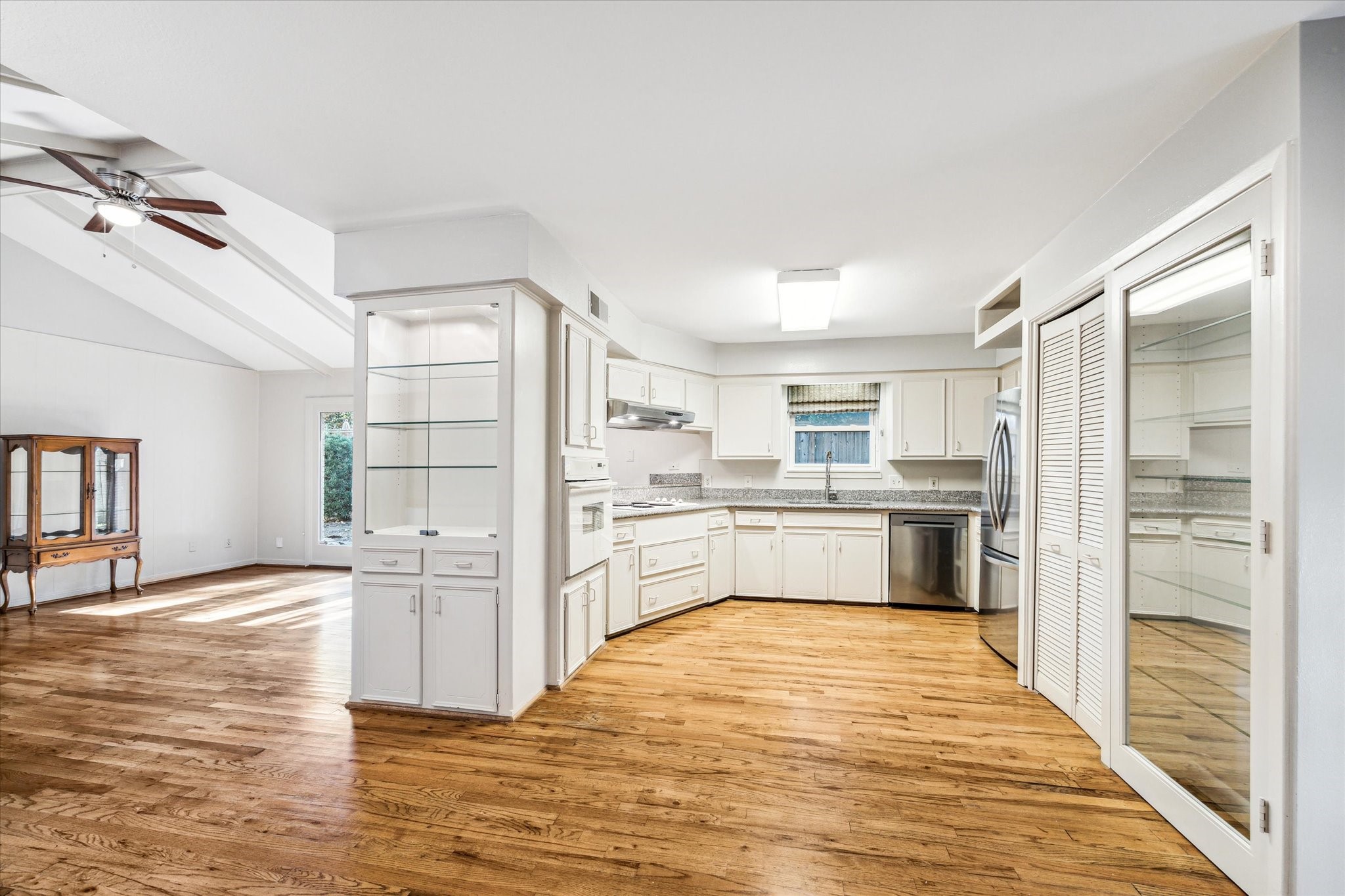 5312 Buffalo Speedway Houston, TX 77005 - Photo 8 of 19